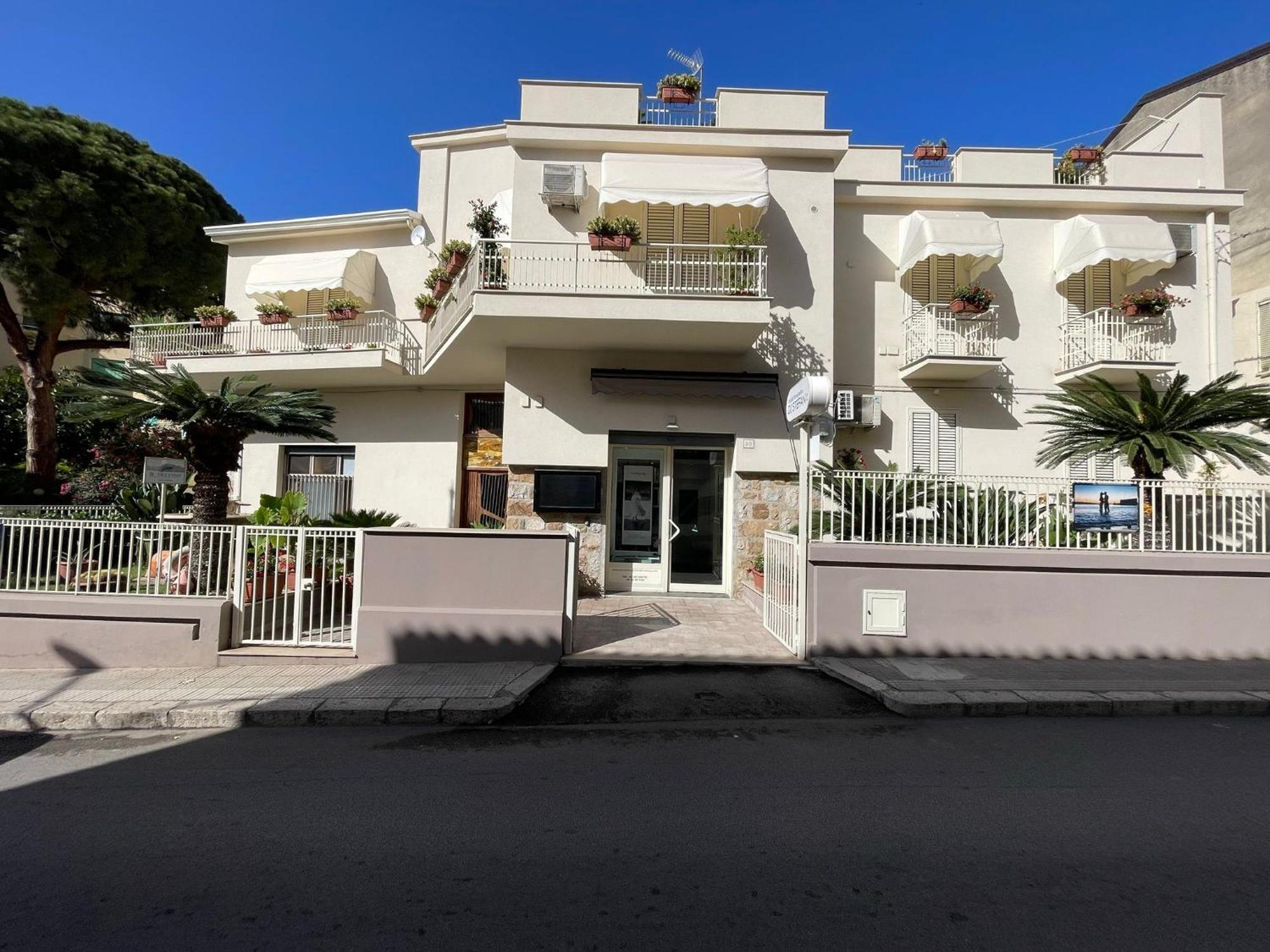 צ'פאלו Il Delfino Holiday House מראה חיצוני תמונה